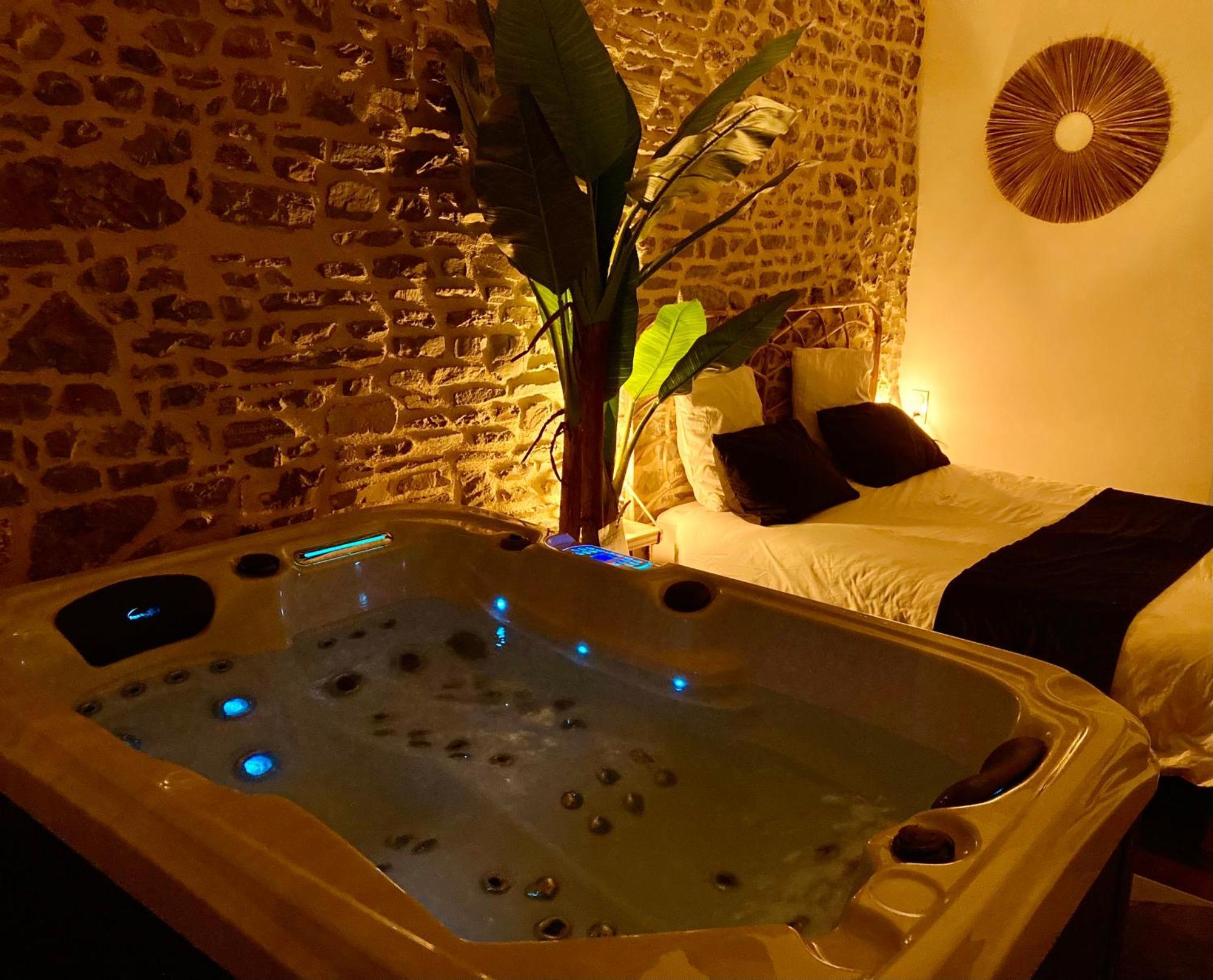 La Douce Nuit Apartment Fougeres Exterior photo