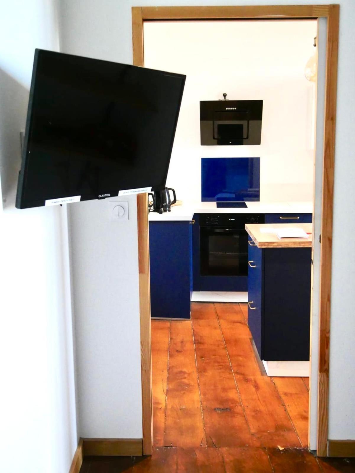 La Douce Nuit Apartment Fougeres Exterior photo